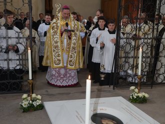 Stimmen und Gebetserhörungen